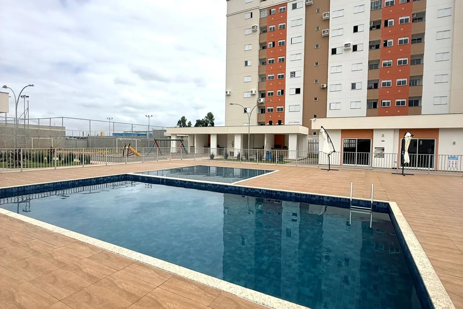 APARTAMENTO MOBILIADO EM CRICIUMA — foto 1