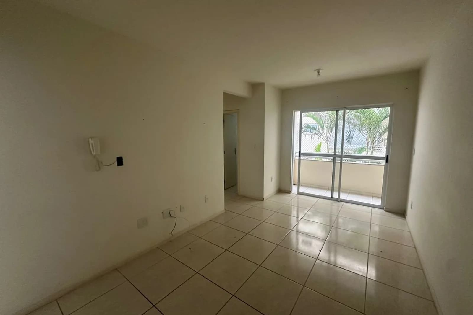 APARTAMENTO URUSSANGUINHA ARARANGUA SC — foto 1