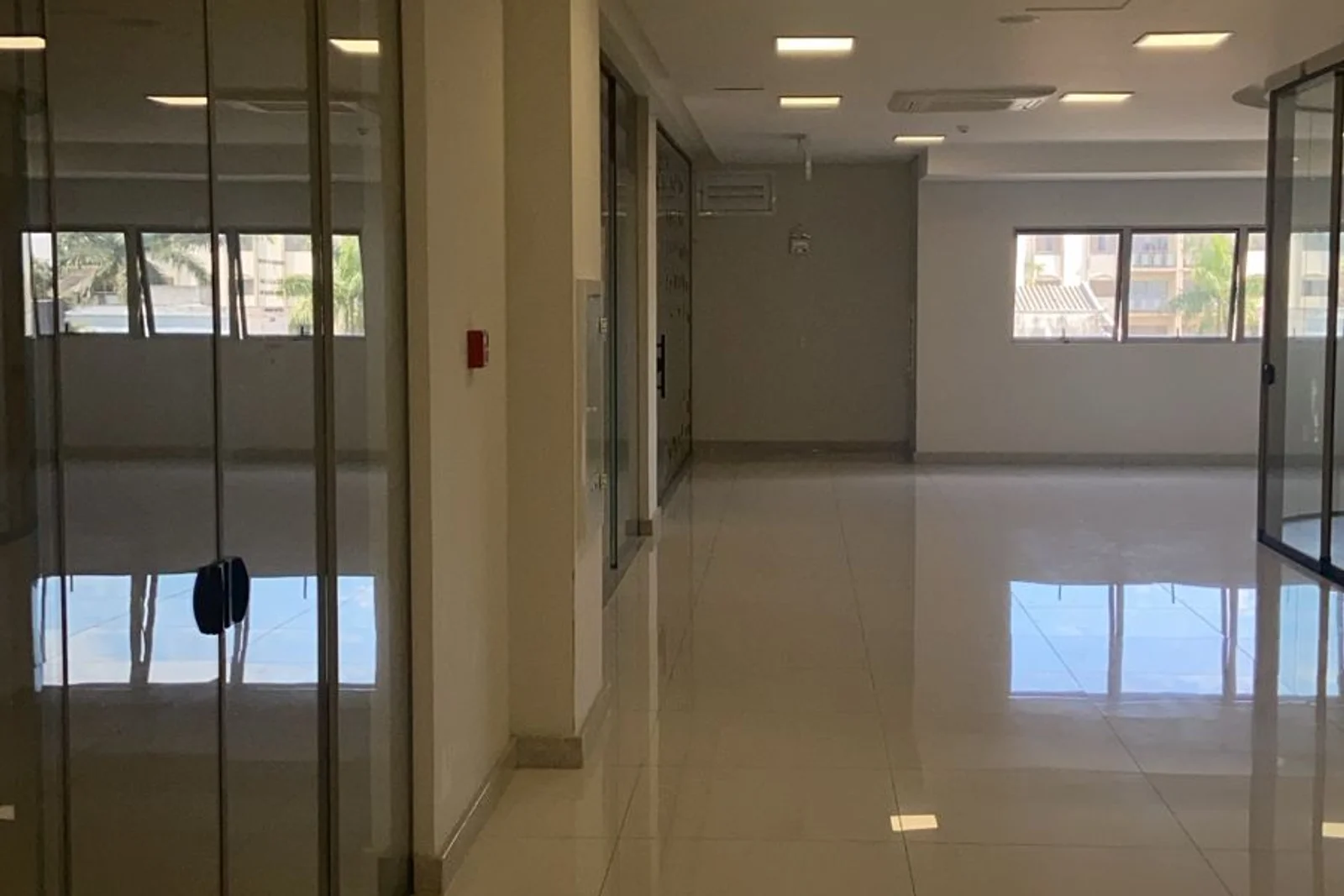 SALA COMERCIAL CENTRO EXECUTIVO INFINIT ARARANGUA SC — foto 1