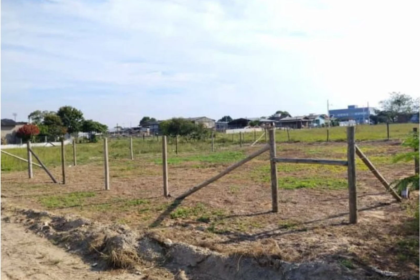 TERRENO DISPONIVEL ARARANGUA SC — foto 1