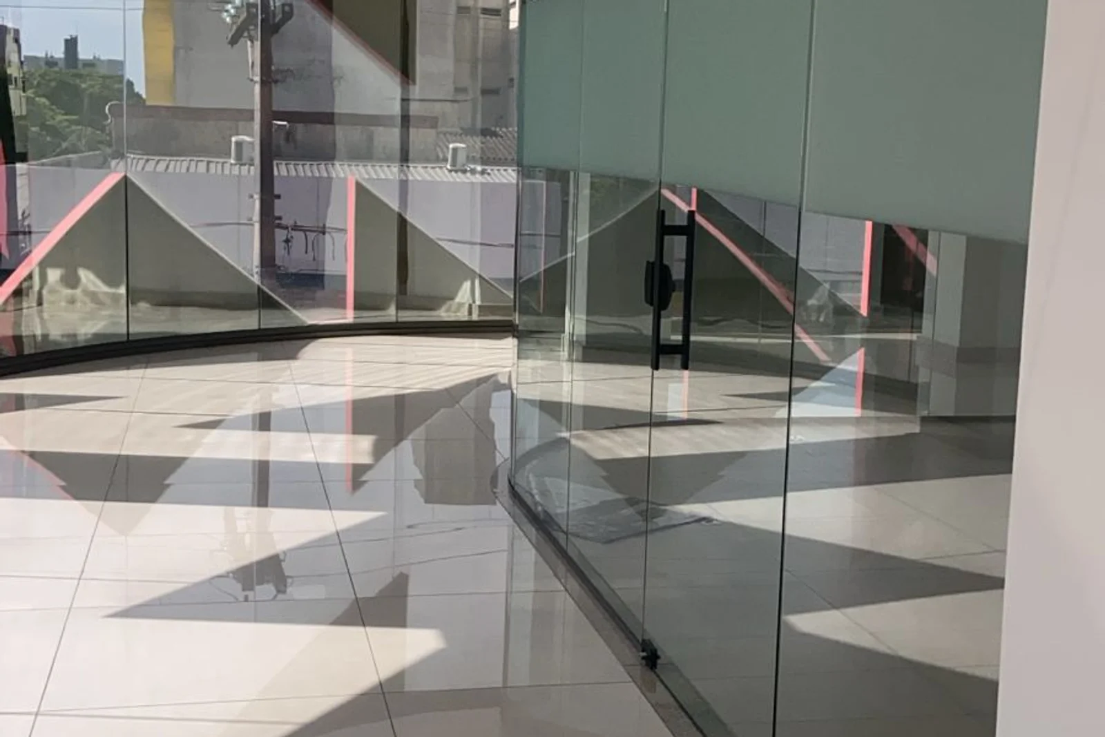SALA COMERCIAL CENTRO EXECUTIVO INFINIT ARARANGUA SC — foto 1