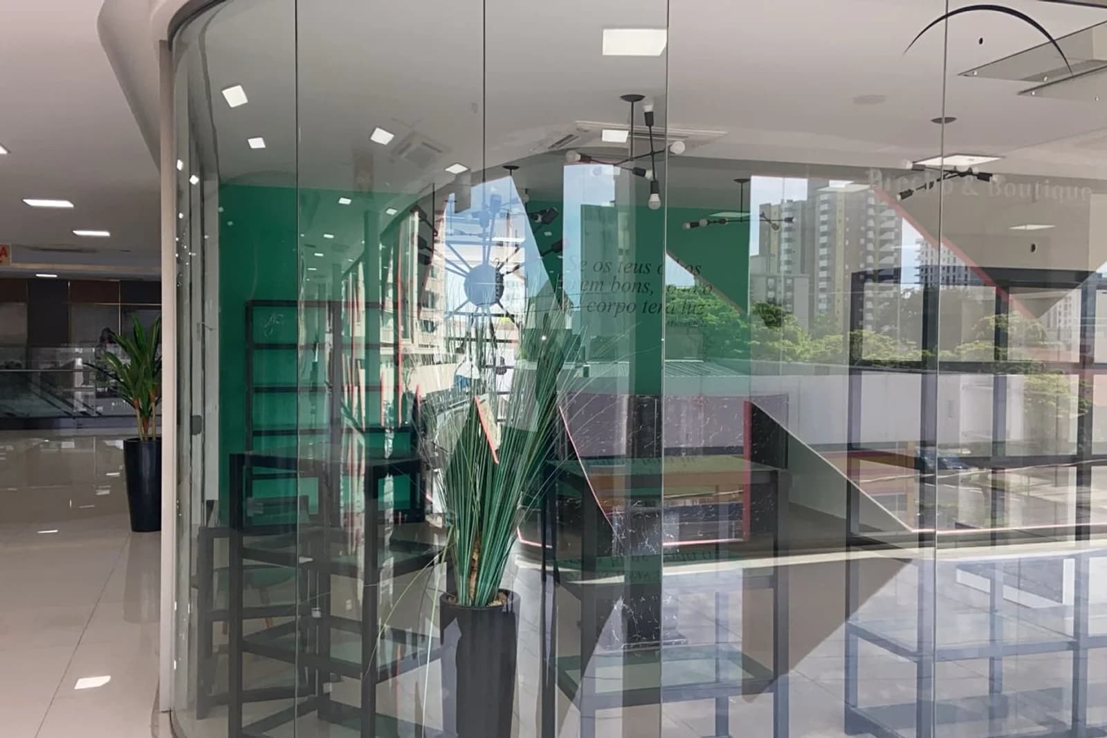 SALA COMERCIAL CENTRO EXECUTIVO INFINIT ARARANGUA SC — foto 1