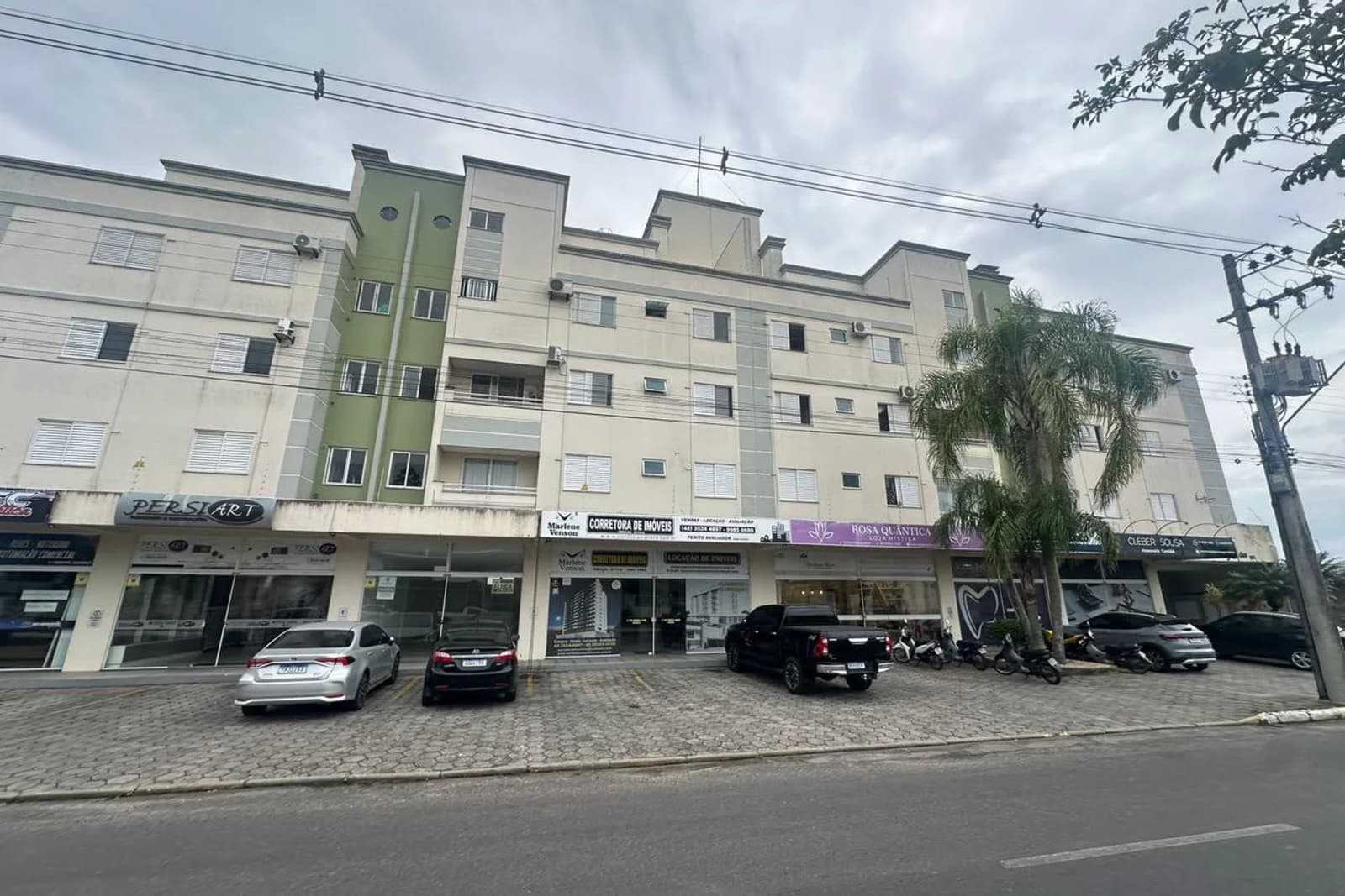 APARTAMENTO DUPLEX JARDIM DAS AVENIDAS ARARANGUA SC — foto 1
